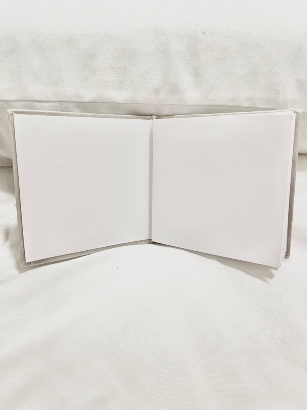 EVDY Beaded Cross 4x4 Notepad 96 Blank Pages NWT - Picture 4 of 4